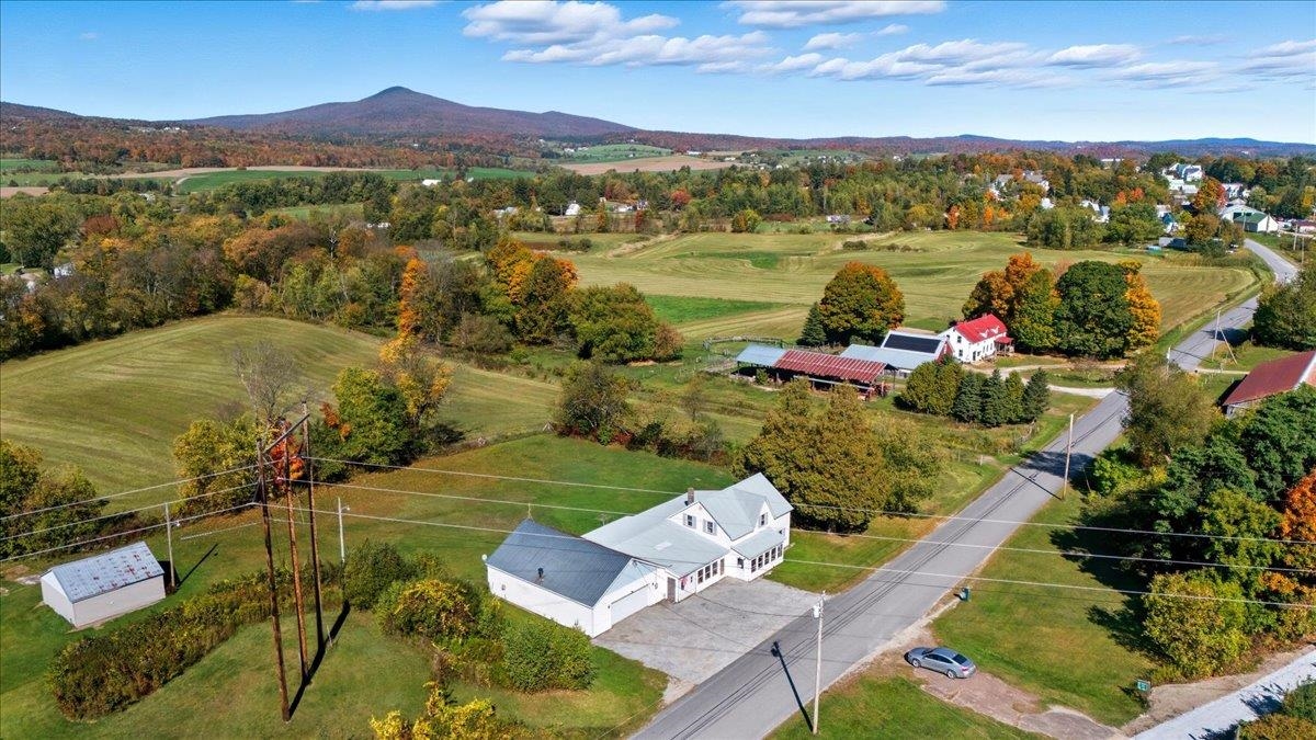 455 Hardwood Hill