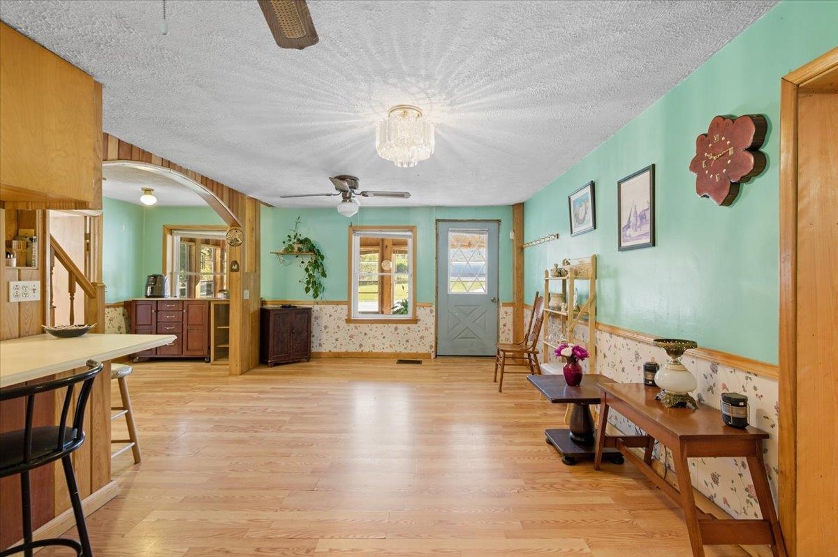 455 Hardwood Hill