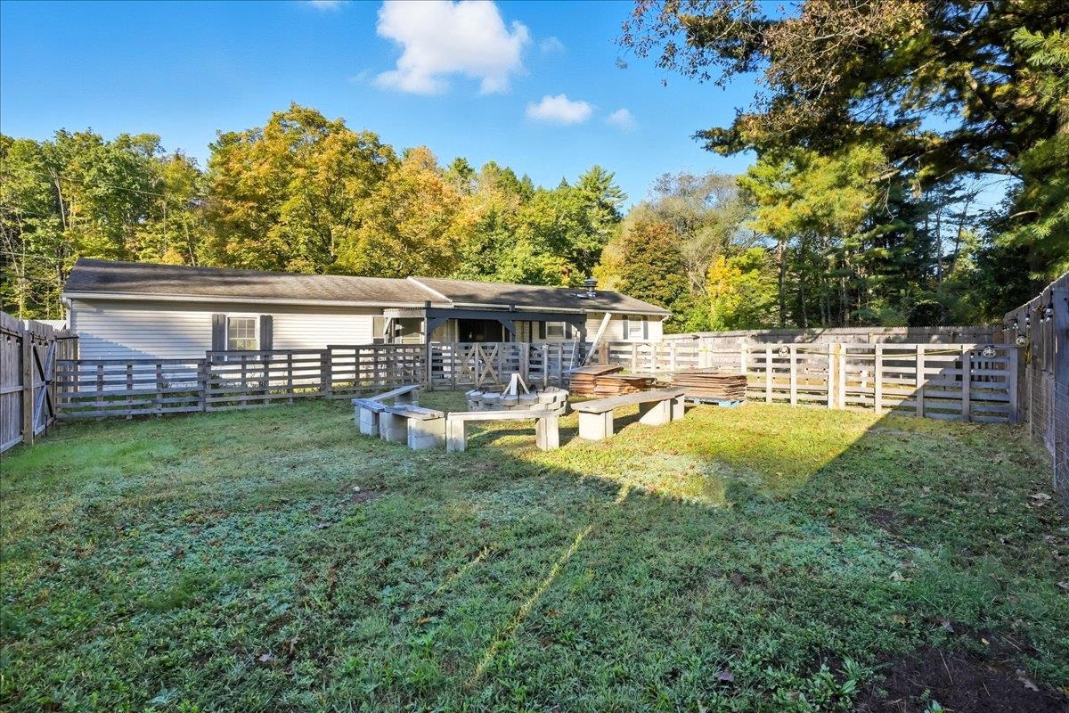 45 Lake Road