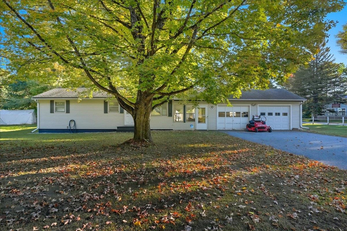 45 Lake Road