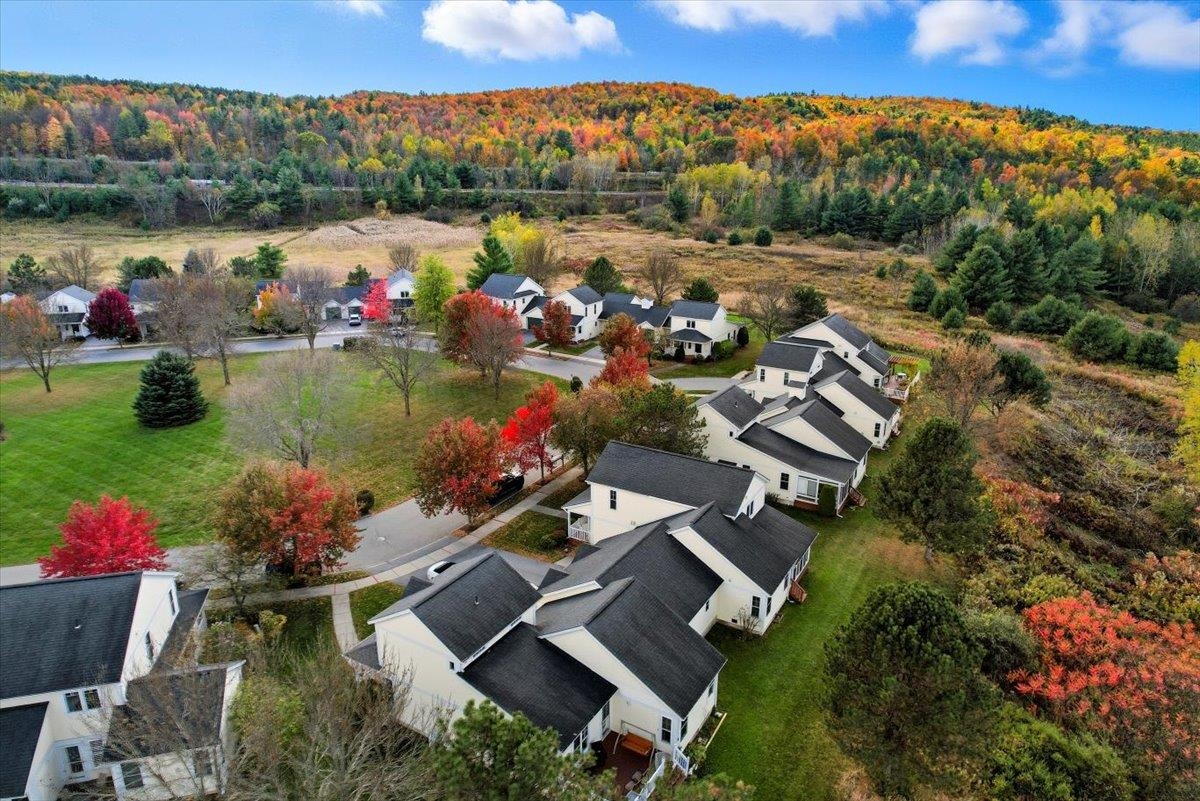 228 Commons Road