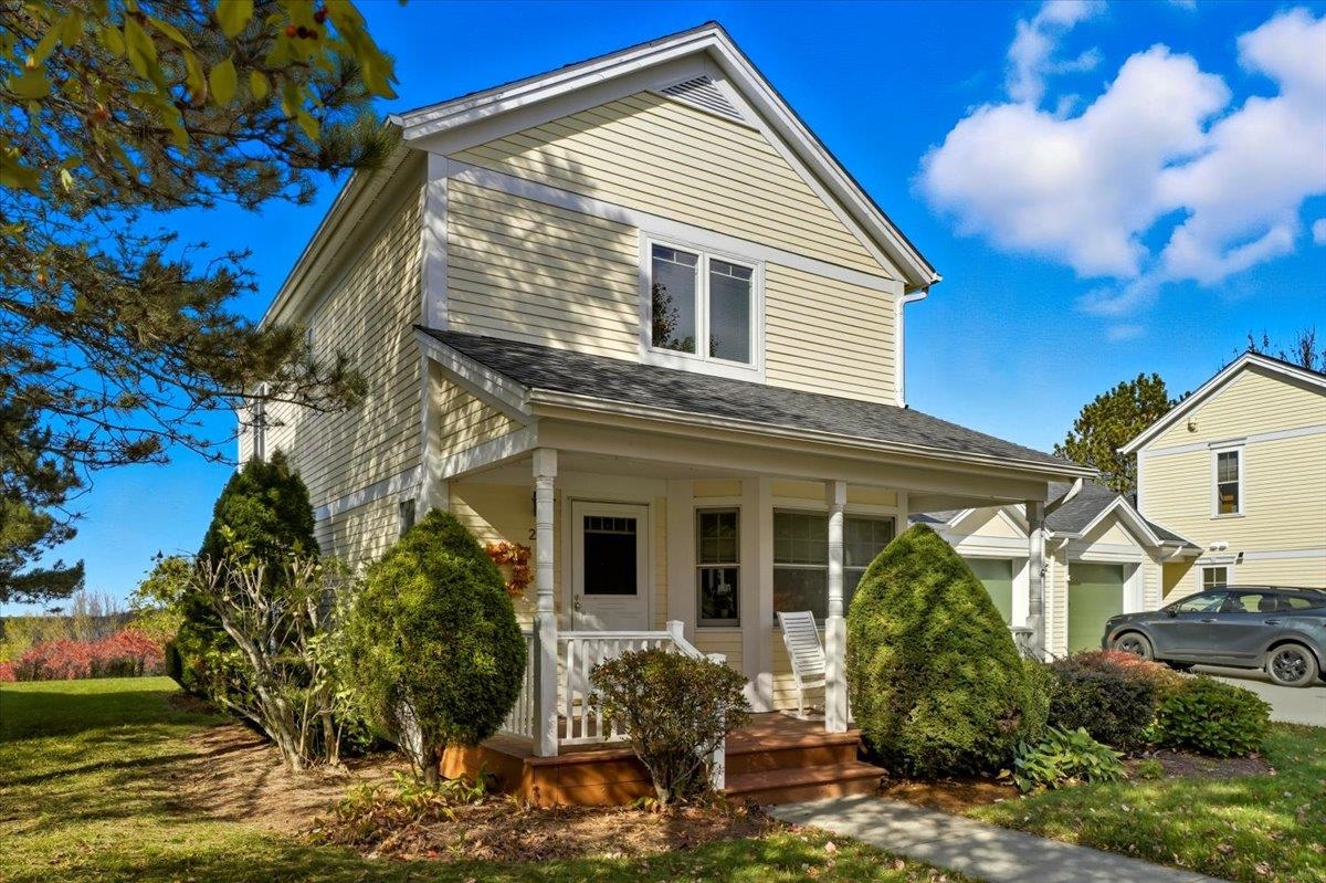 228 Commons Road