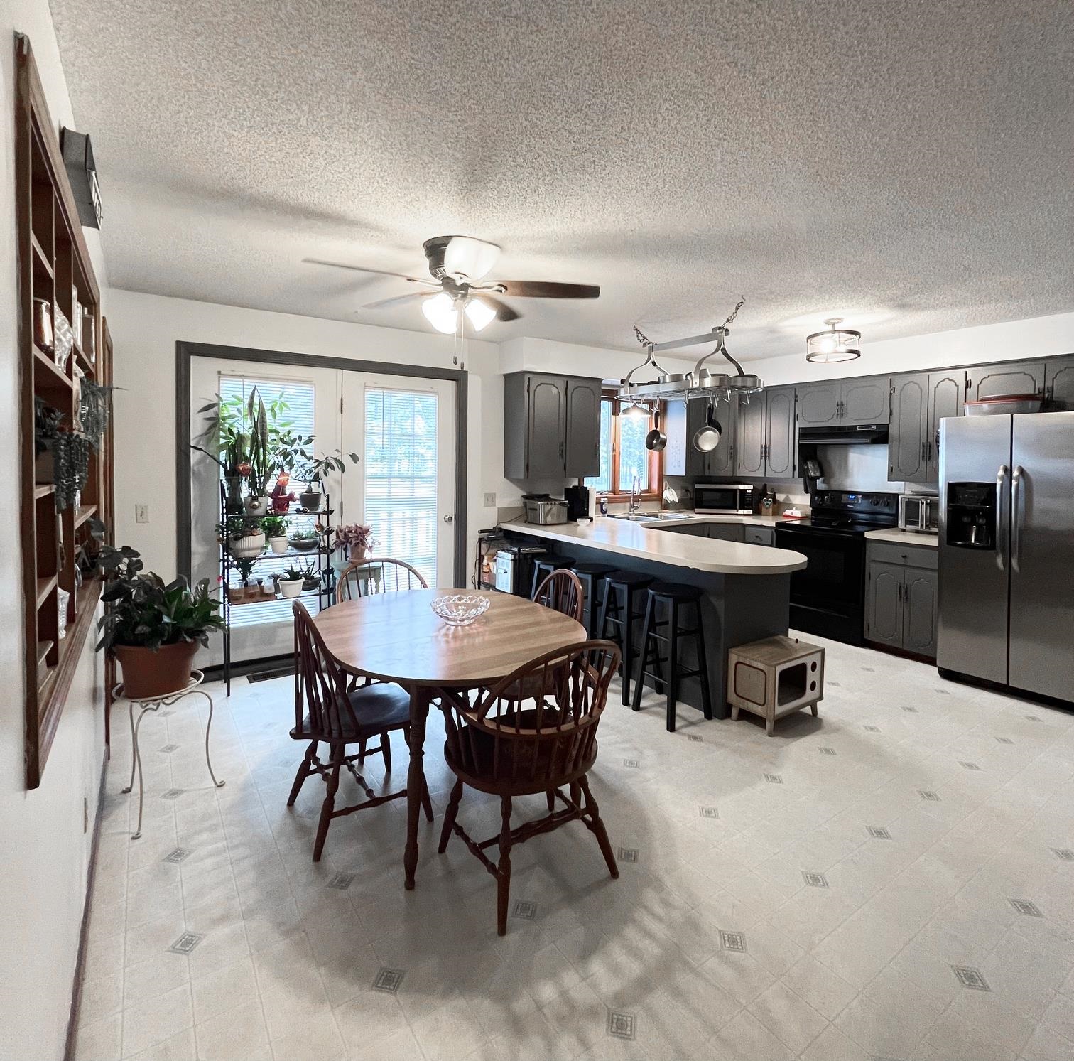 2016 Hinman Settler Road