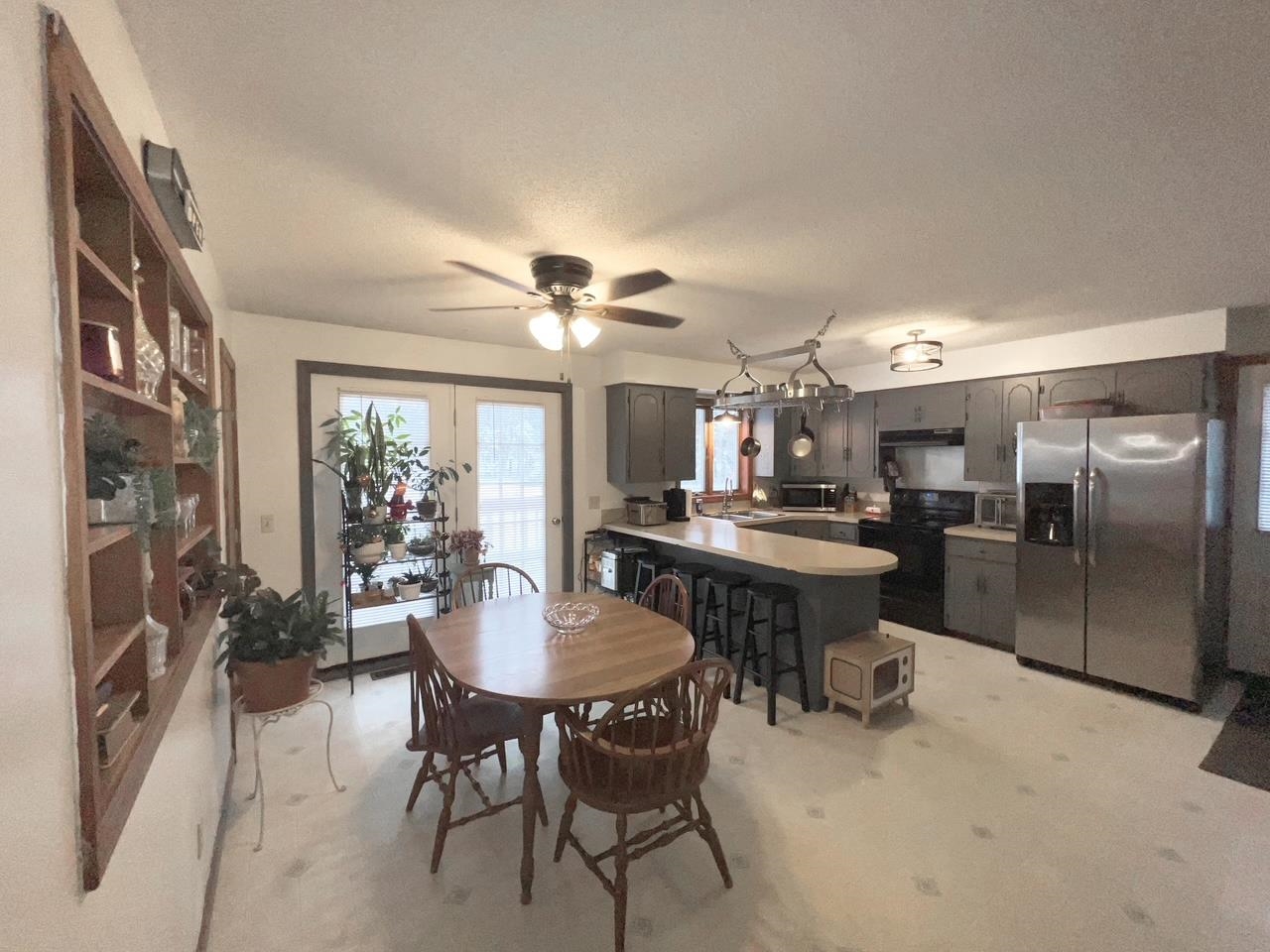 2016 Hinman Settler Road
