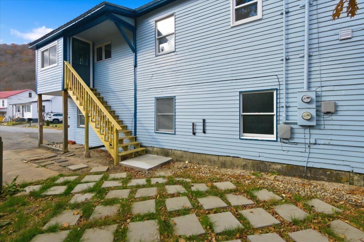 48 Canal Drive