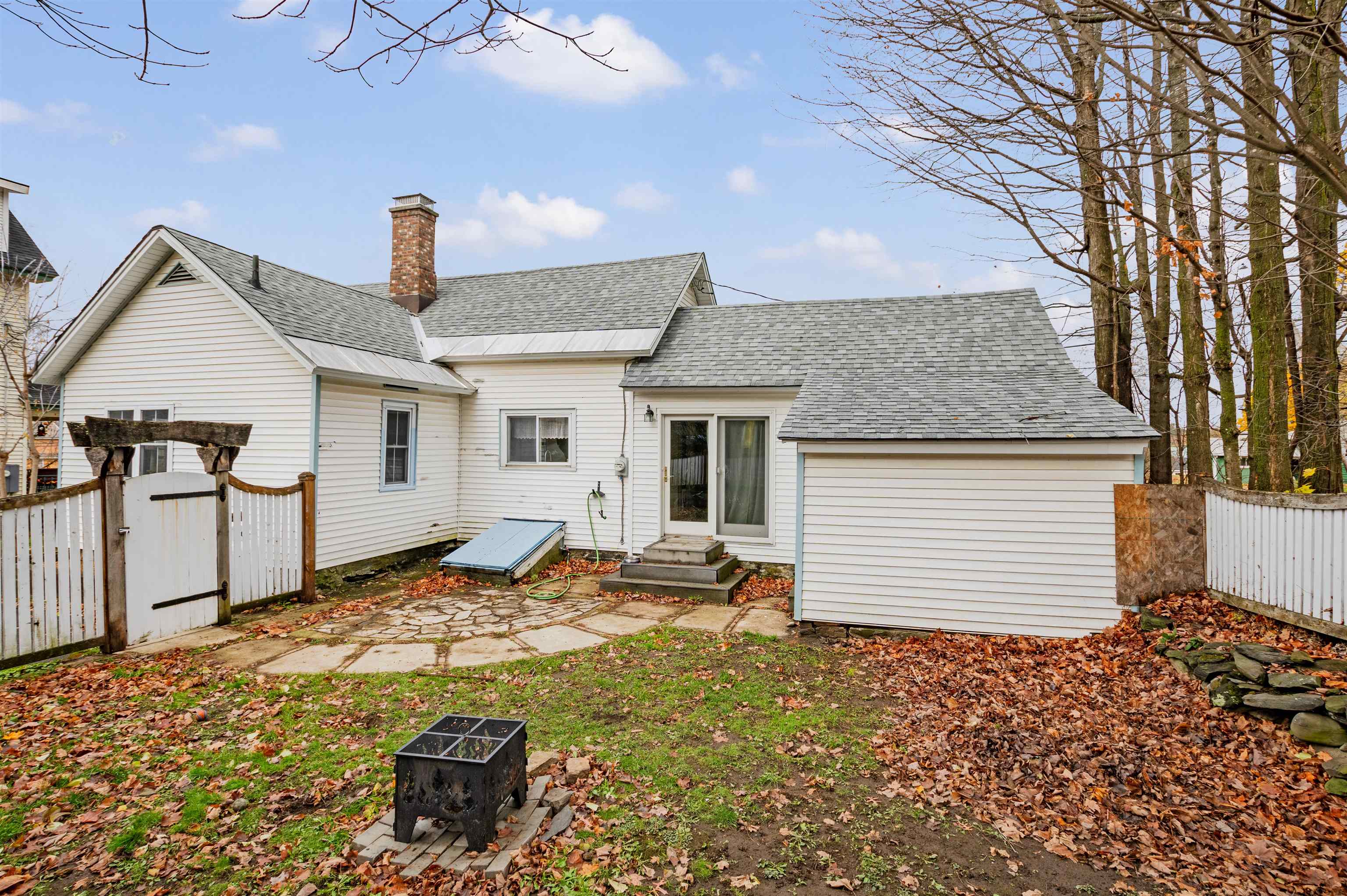 162 Caswell Avenue