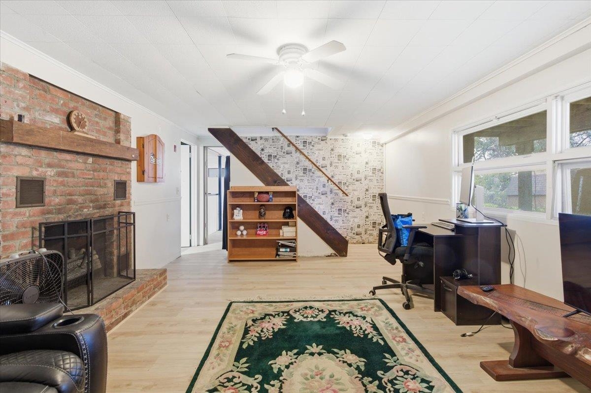 211 Grandview Street