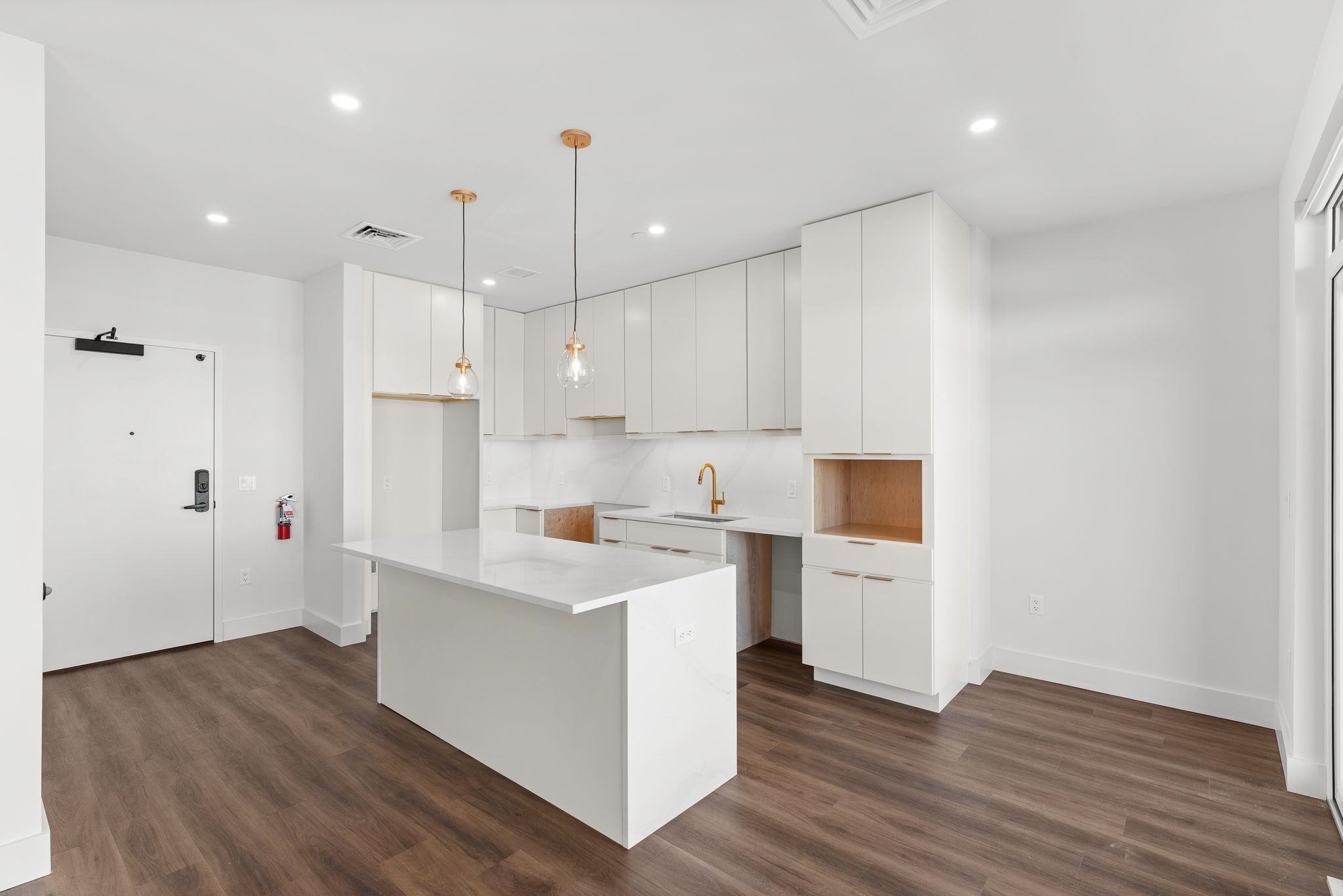 125 Cambrian Way Unit: 602