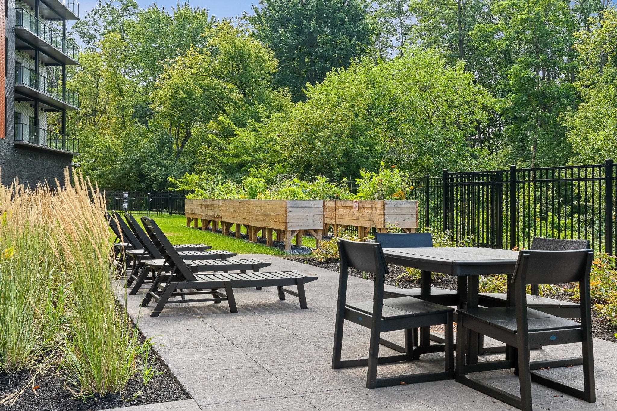 125 Cambrian Way Unit: 602