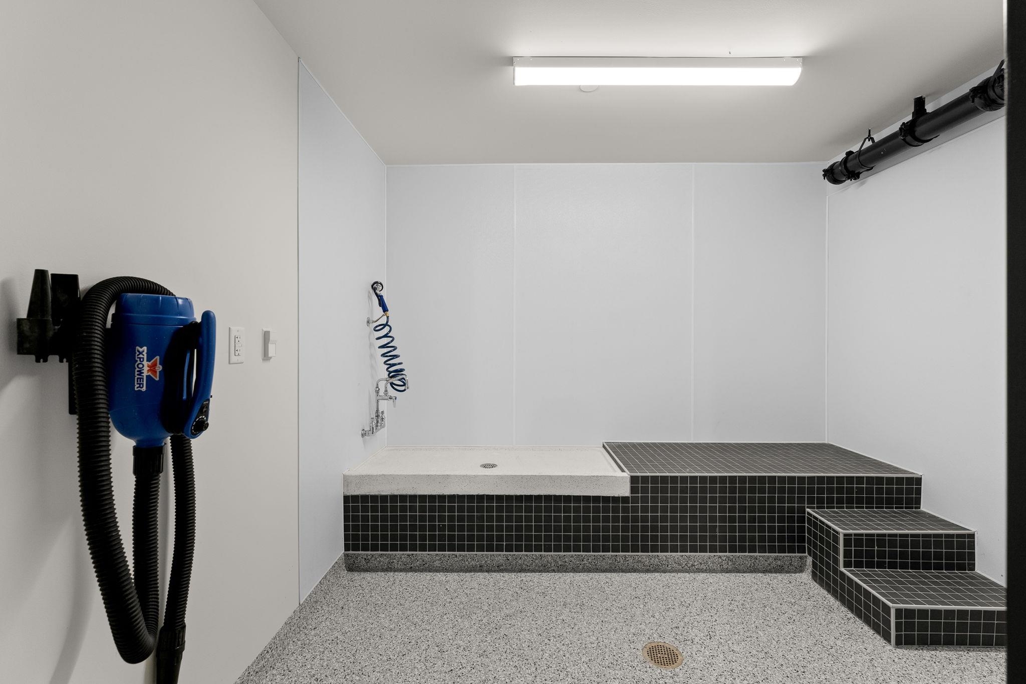125 Cambrian Way Unit: 602