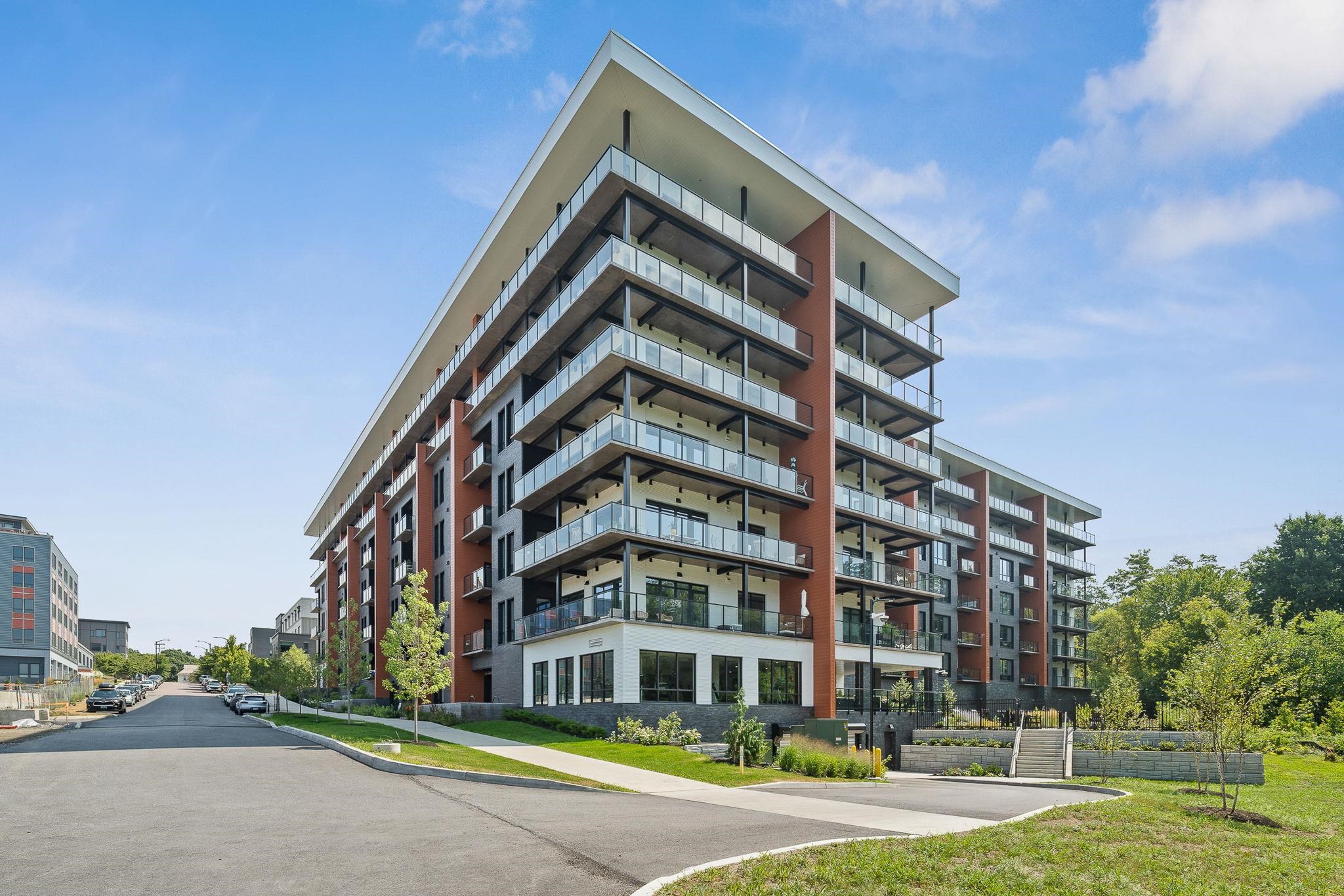 125 Cambrian Way Unit: 602