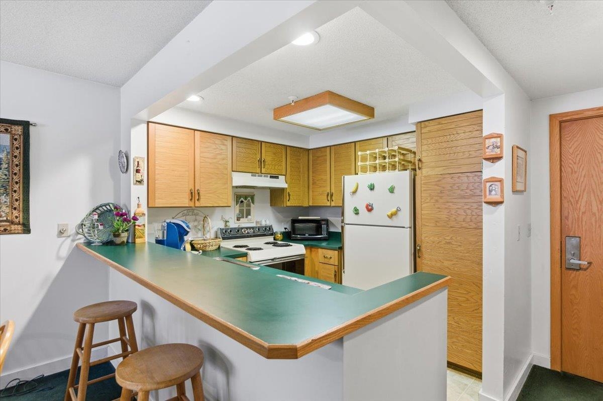 4302 Bolton Valley Access Road Unit: 383&385