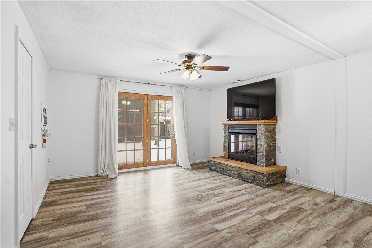 8 Timber Lane Unit: 16