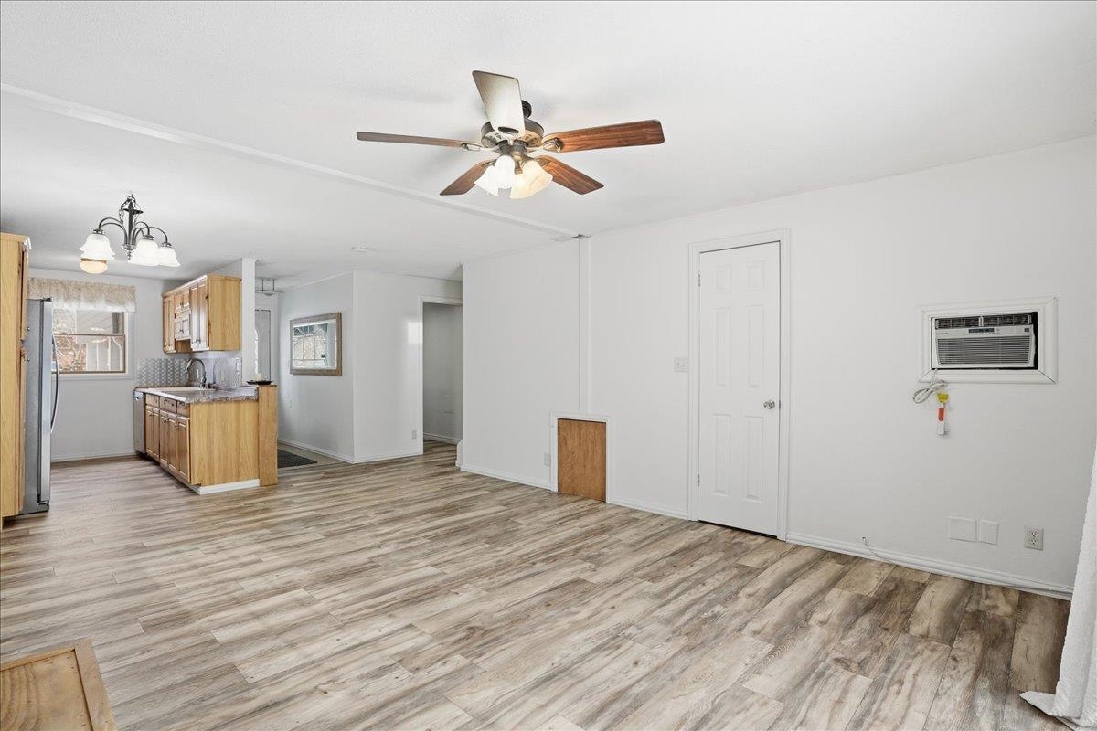 8 Timber Lane Unit: 16