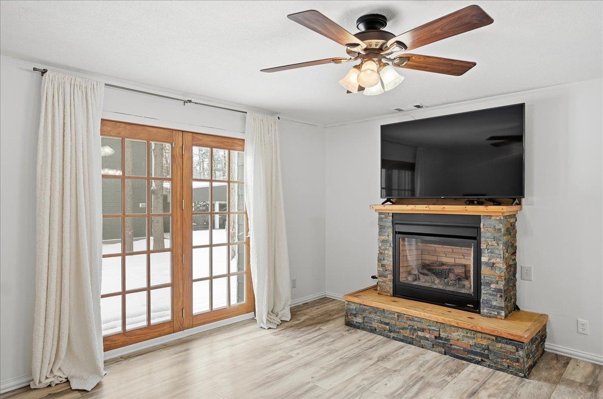 8 Timber Lane Unit: 16