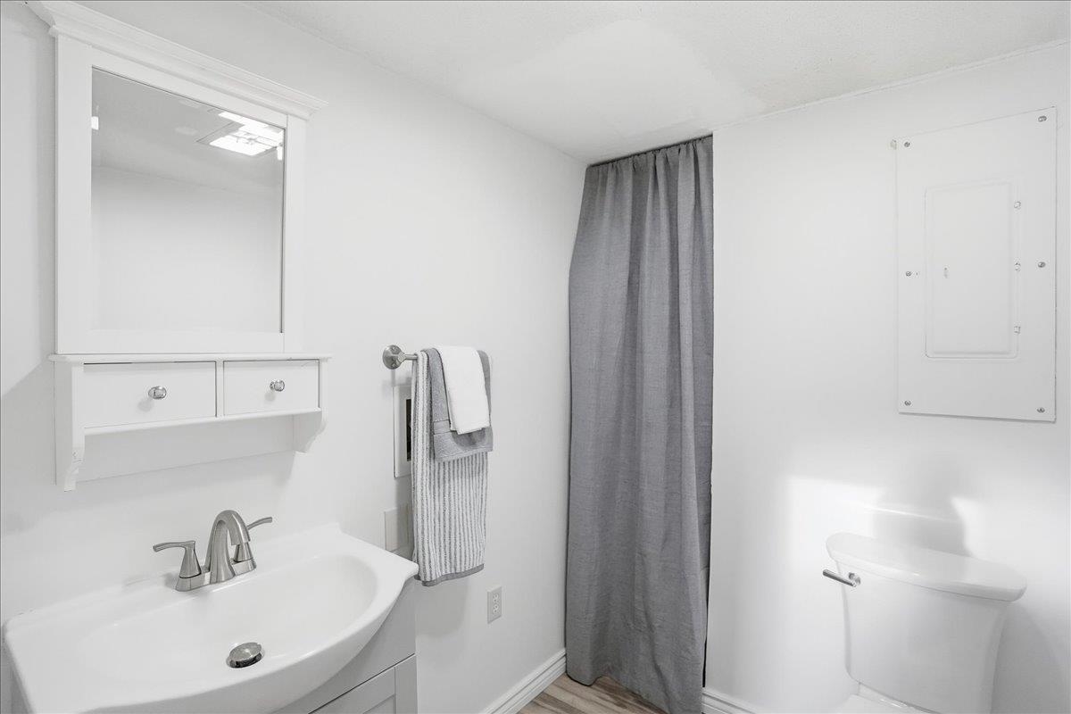 8 Timber Lane Unit: 16