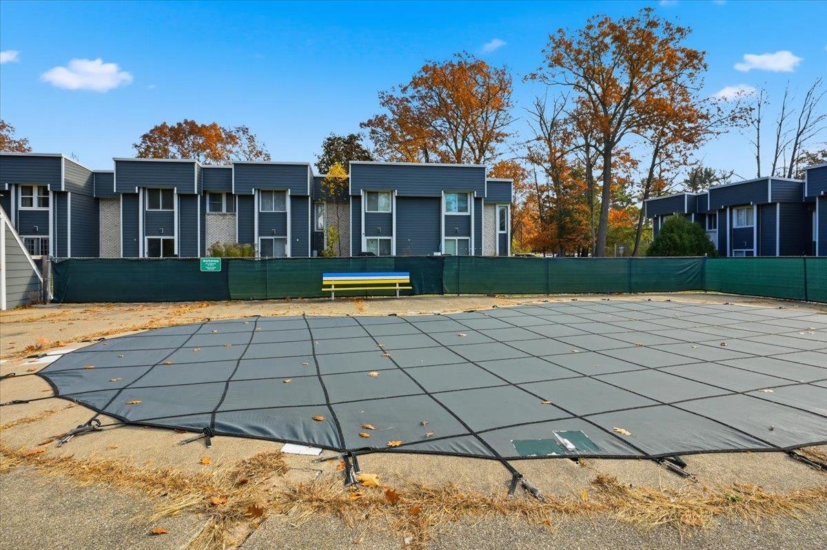 8 Timber Lane Unit: 16