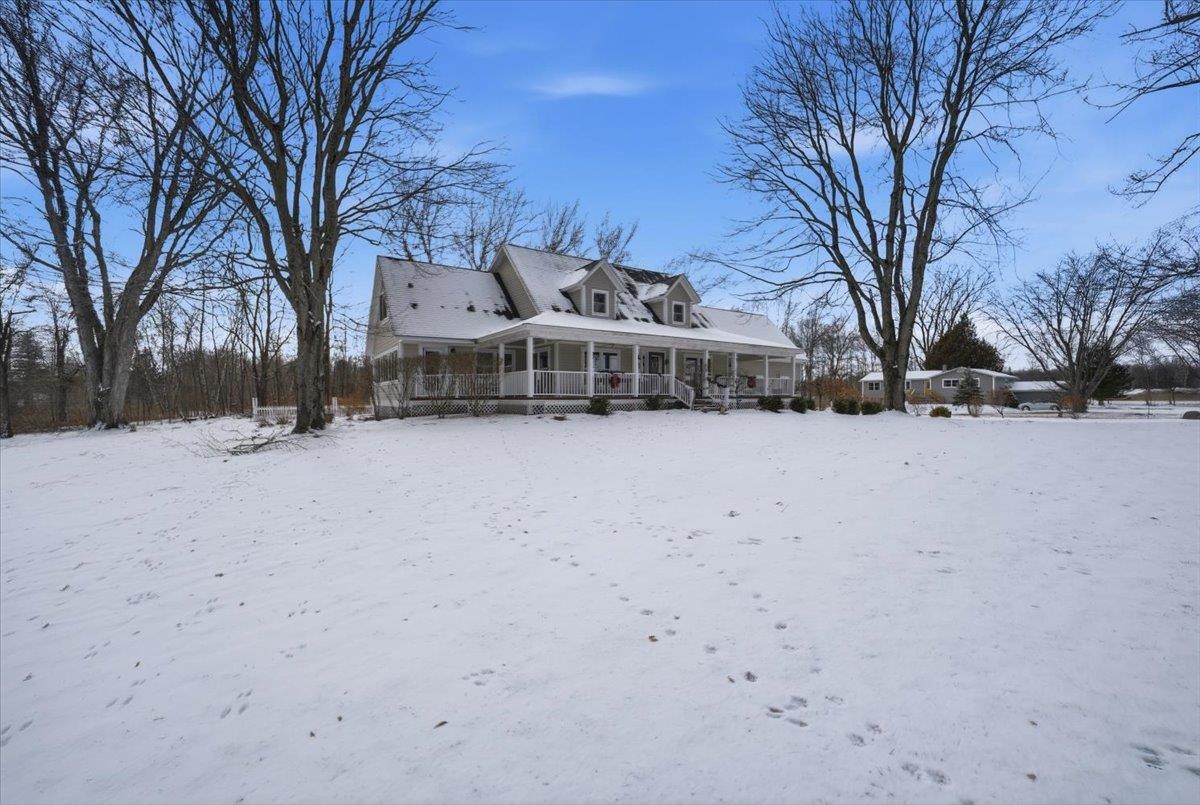 60 Holiday Point Road