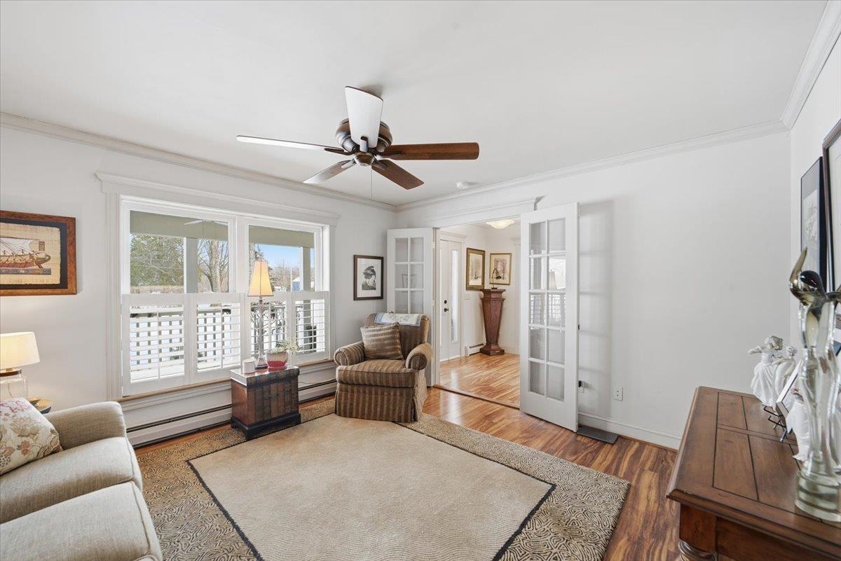 60 Holiday Point Road