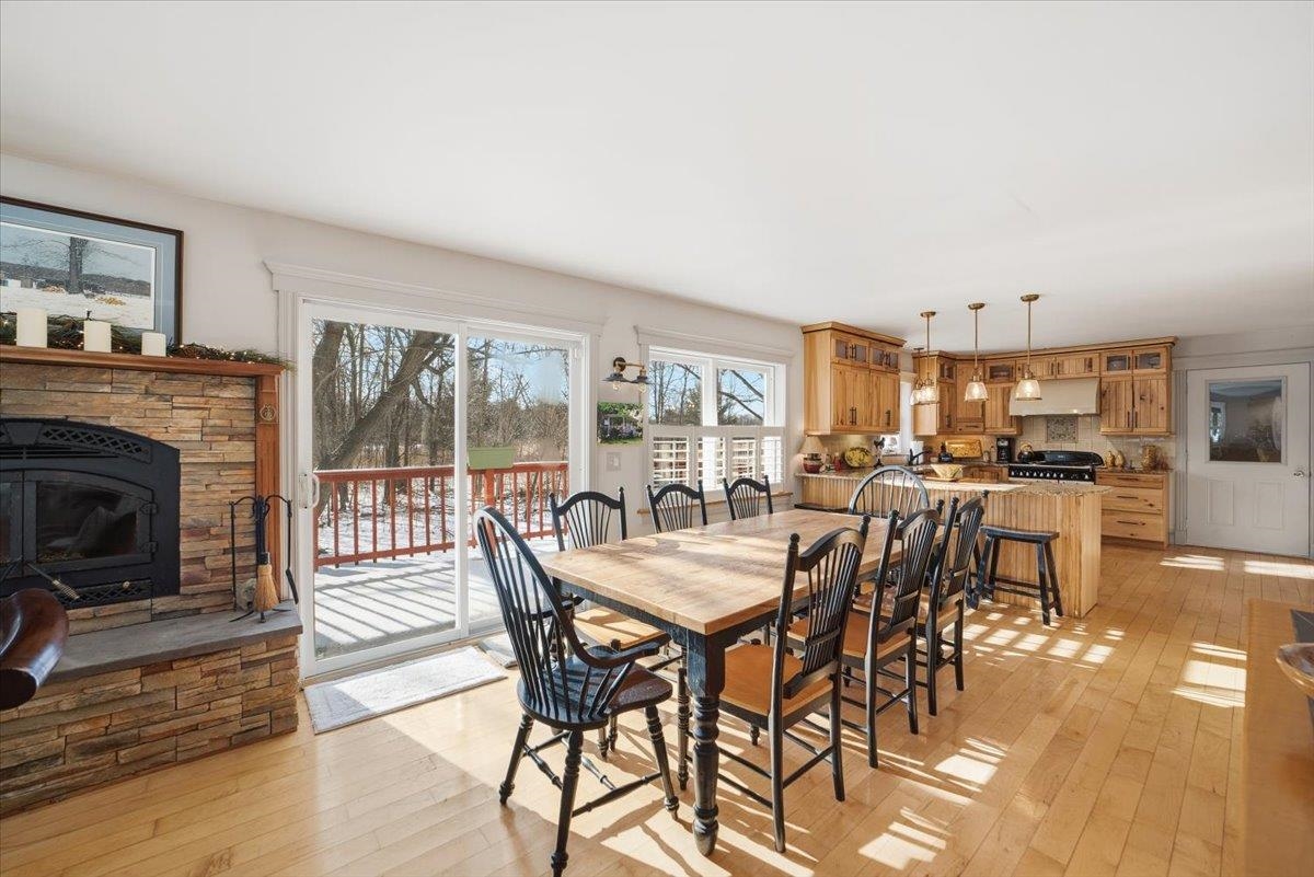 60 Holiday Point Road
