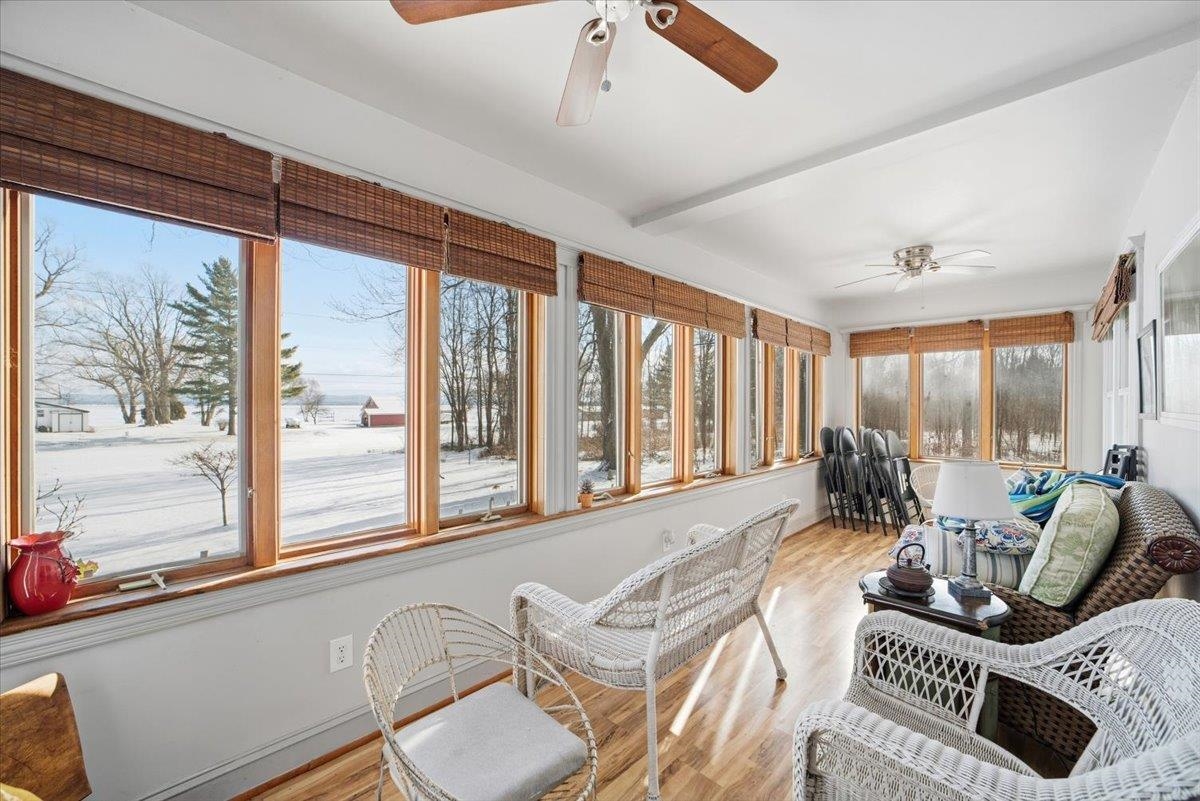 60 Holiday Point Road