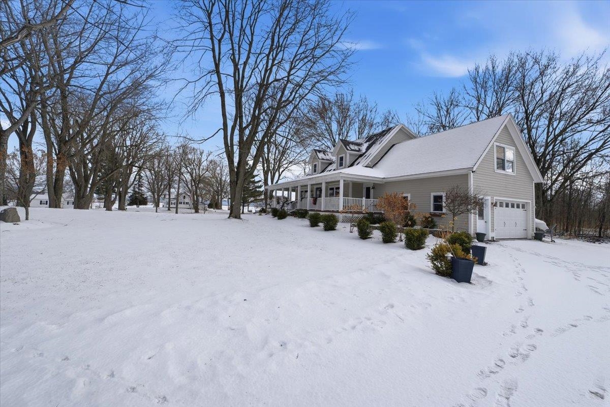 60 Holiday Point Road