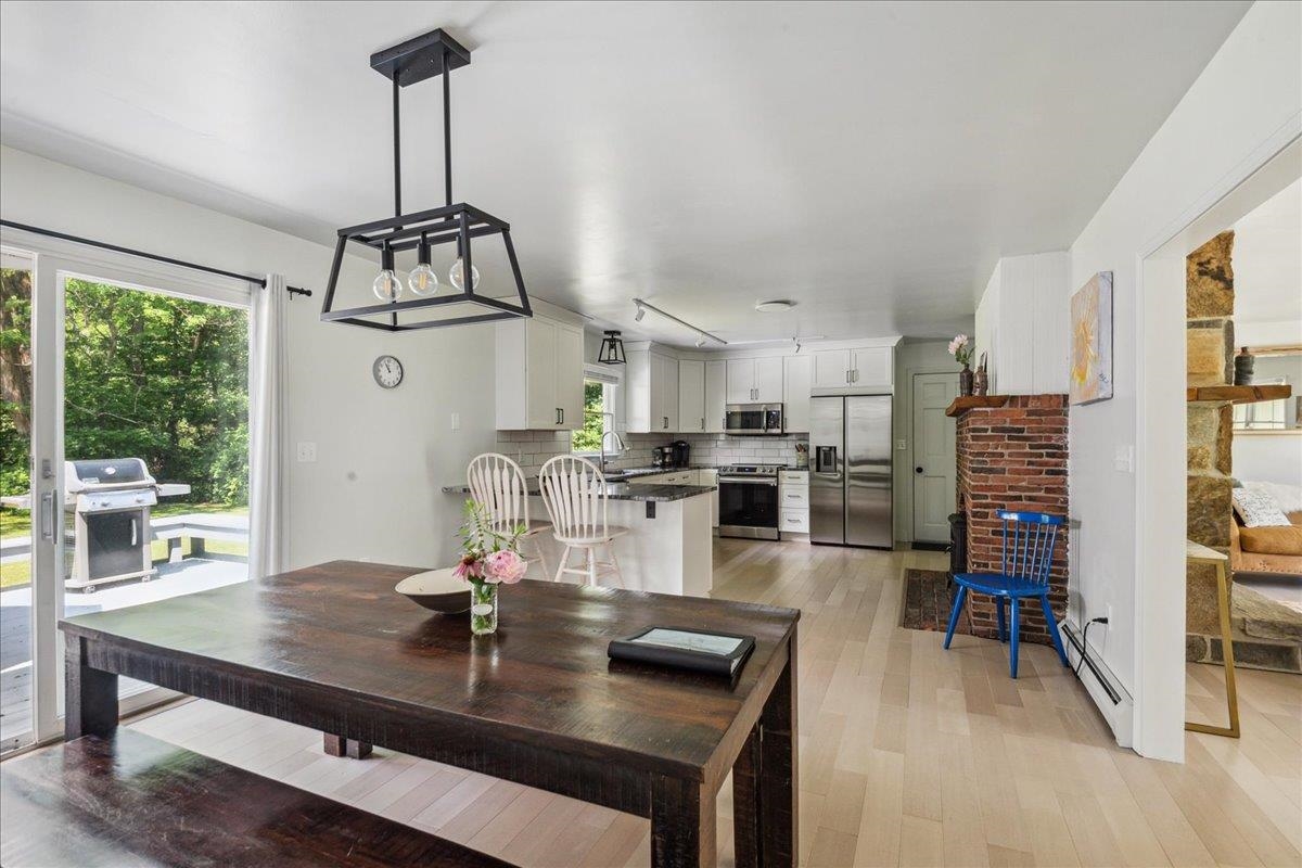 7 Grassy Brook Road