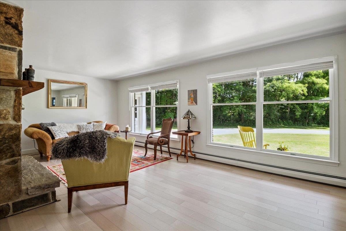 7 Grassy Brook Road
