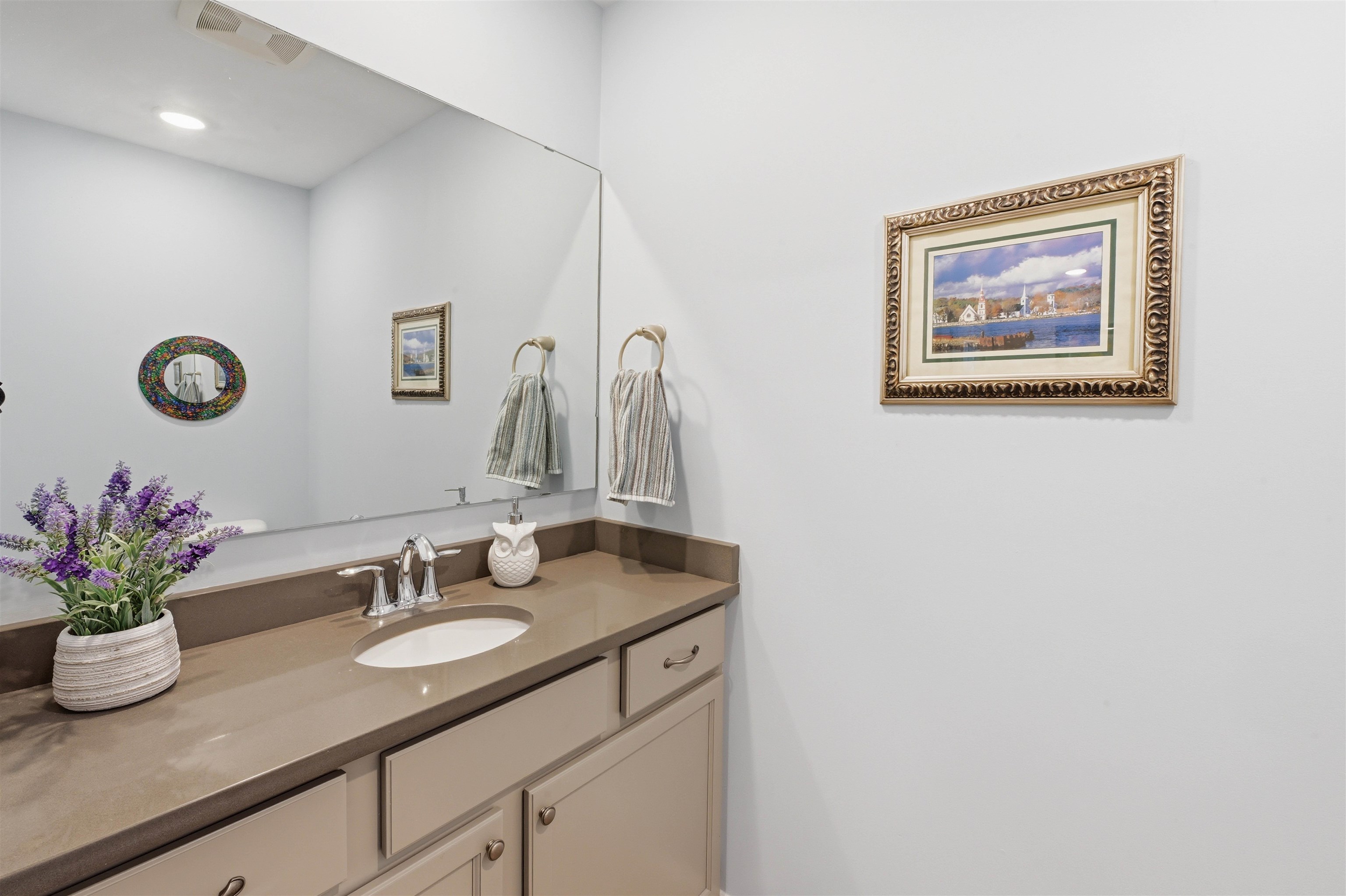 19 East Road Unit: 105