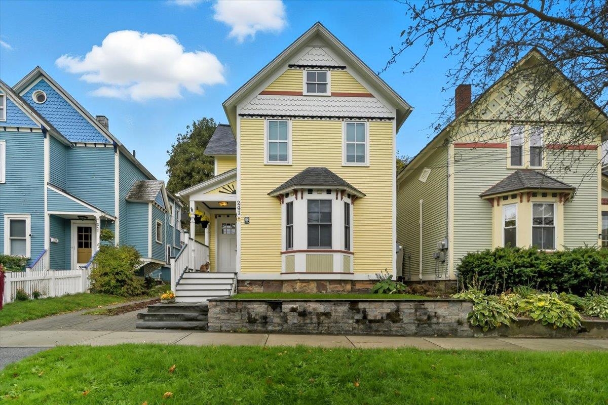 241 Loomis Street