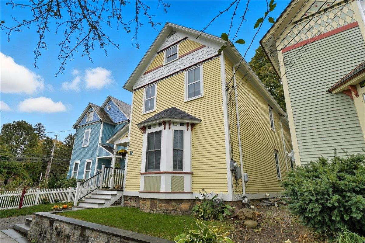 241 Loomis Street