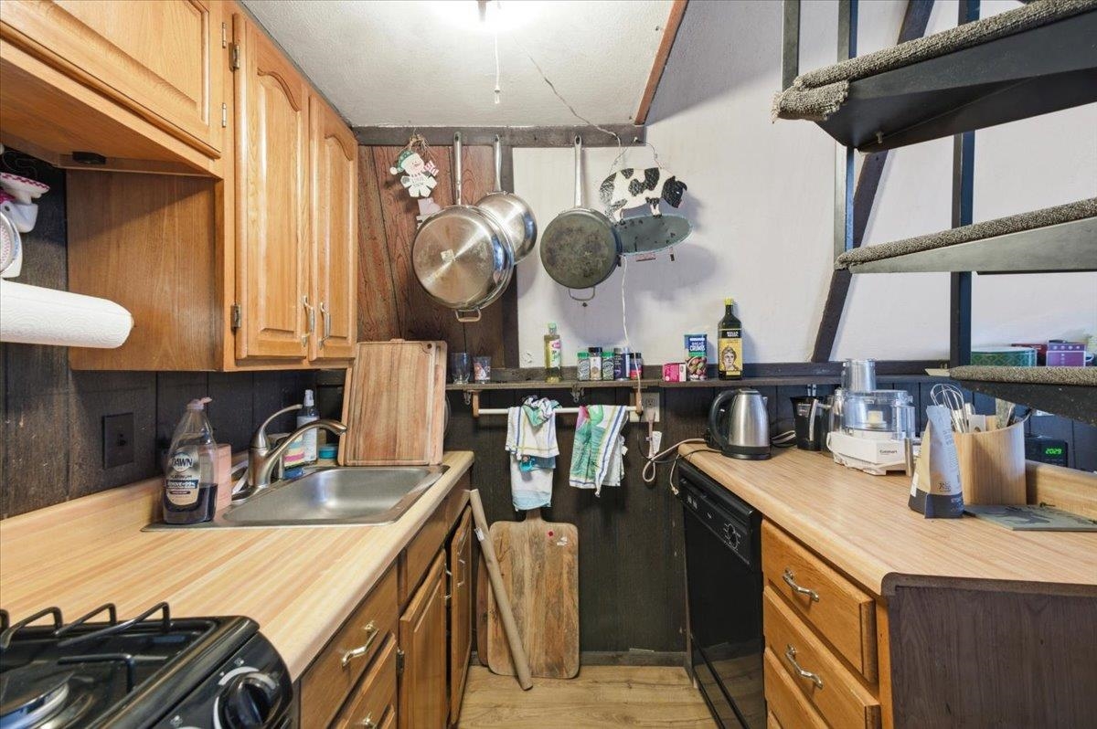 3185 Higley Hill Road