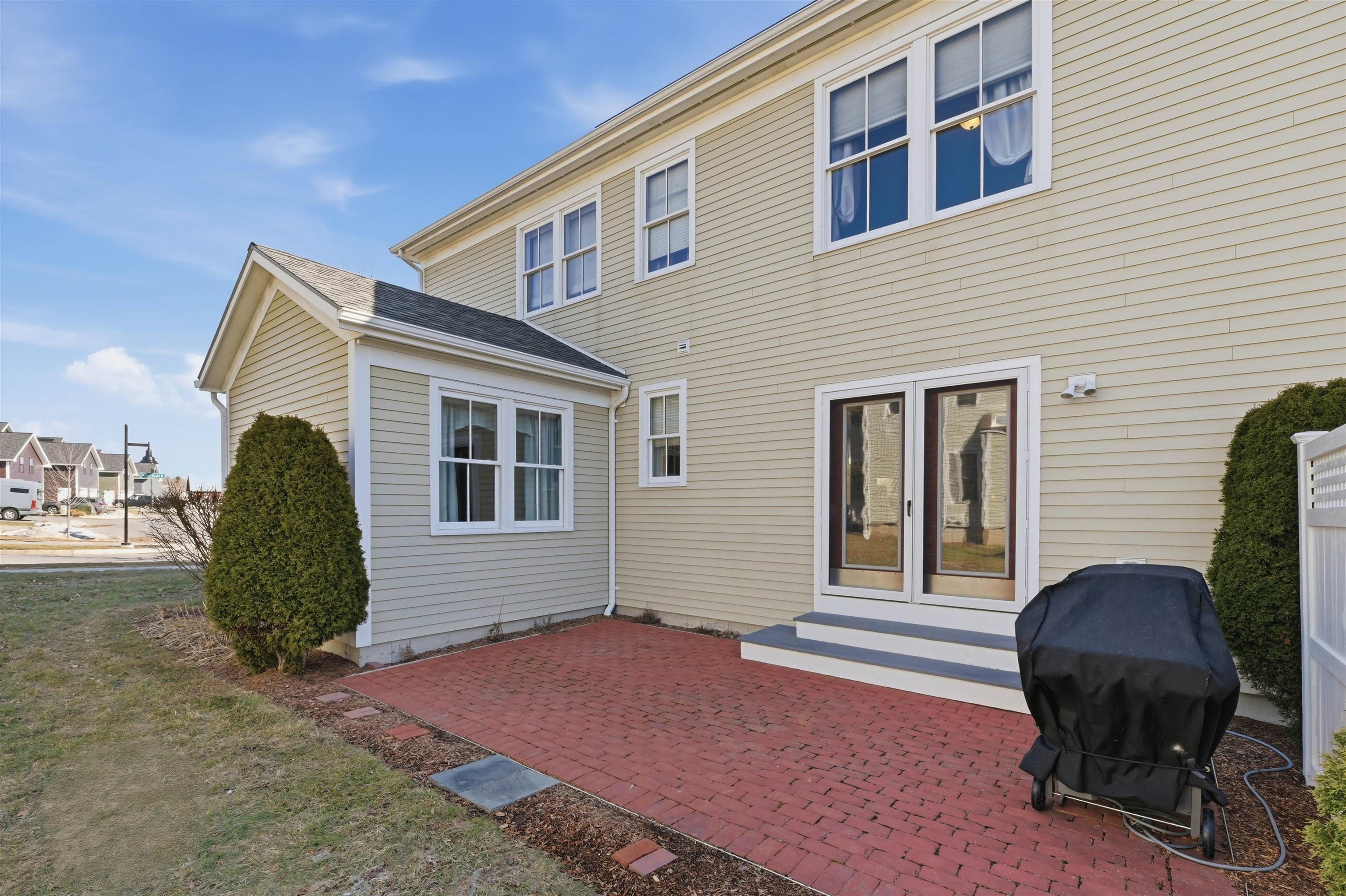 150 Allen Road Unit: East