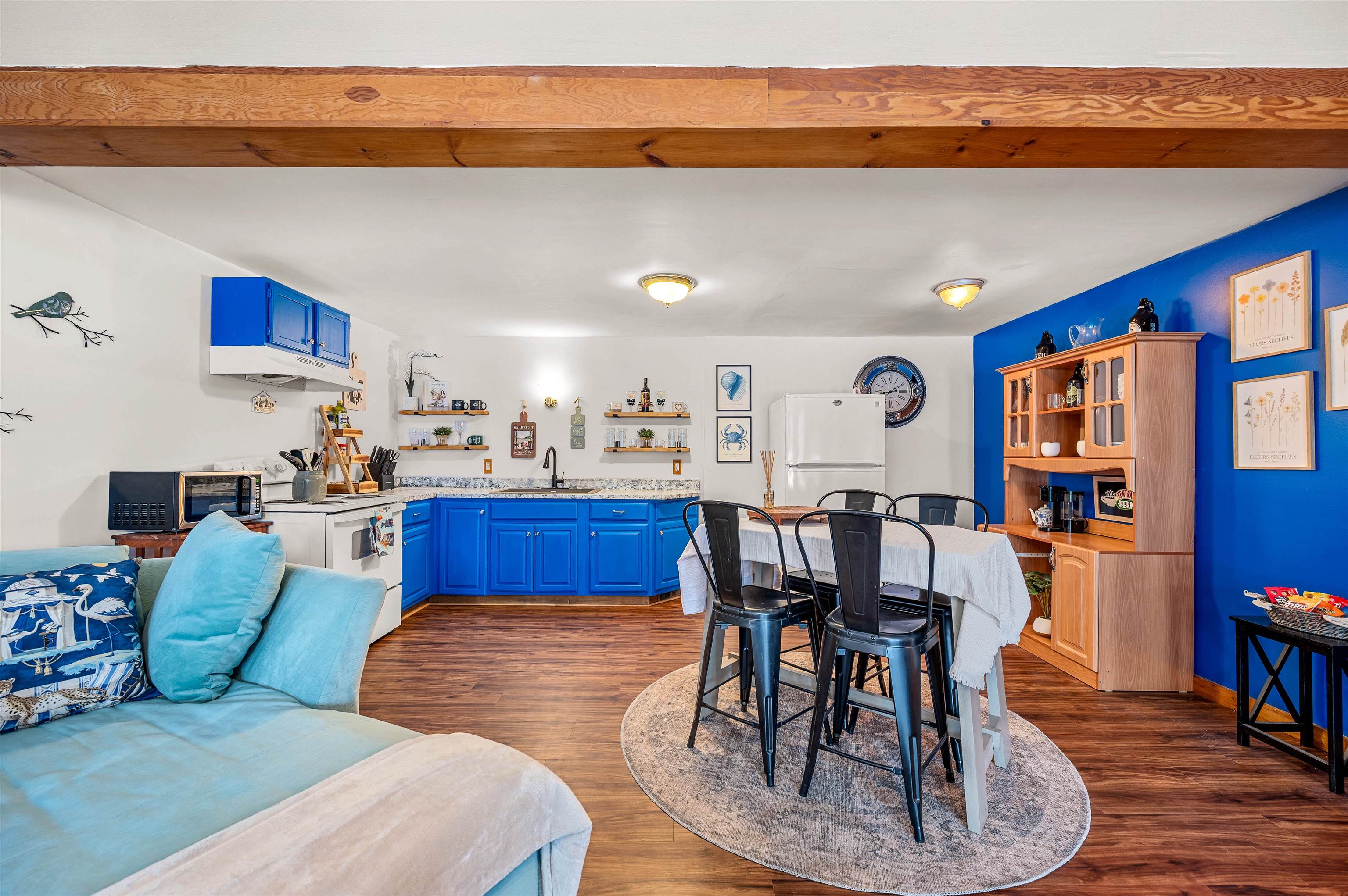 2766 Elmore Road