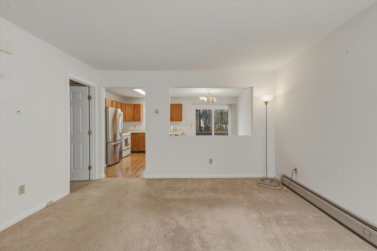 44 Commonwealth Drive Unit: 4