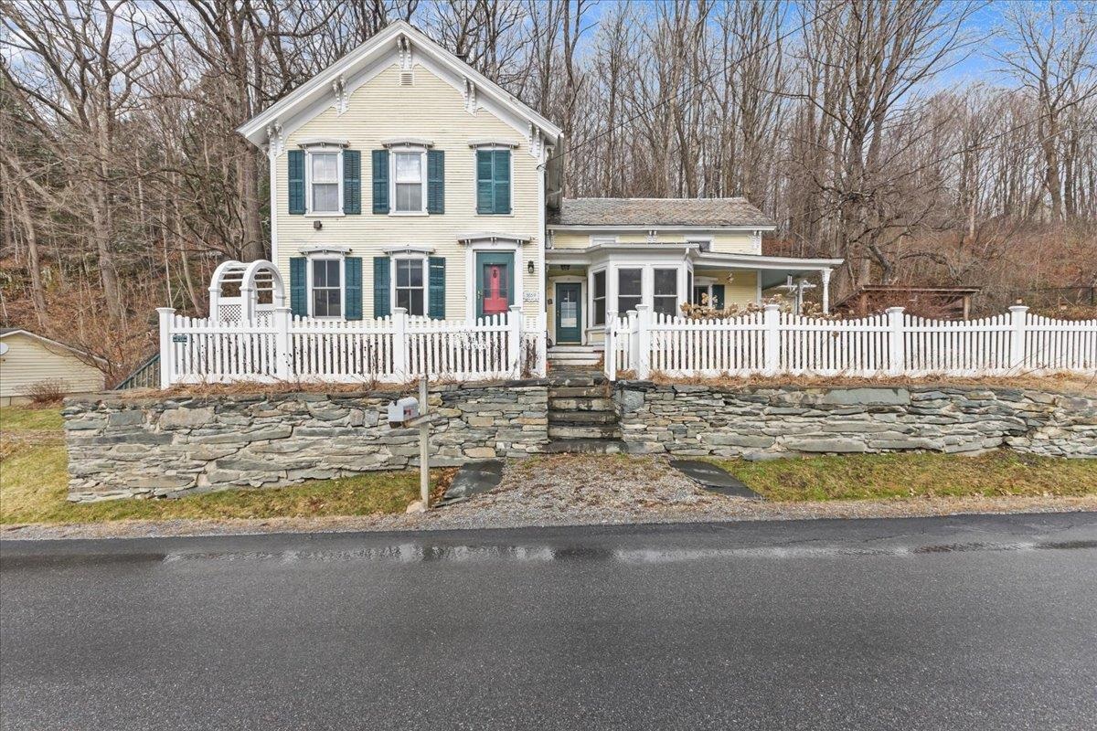 362 River Road