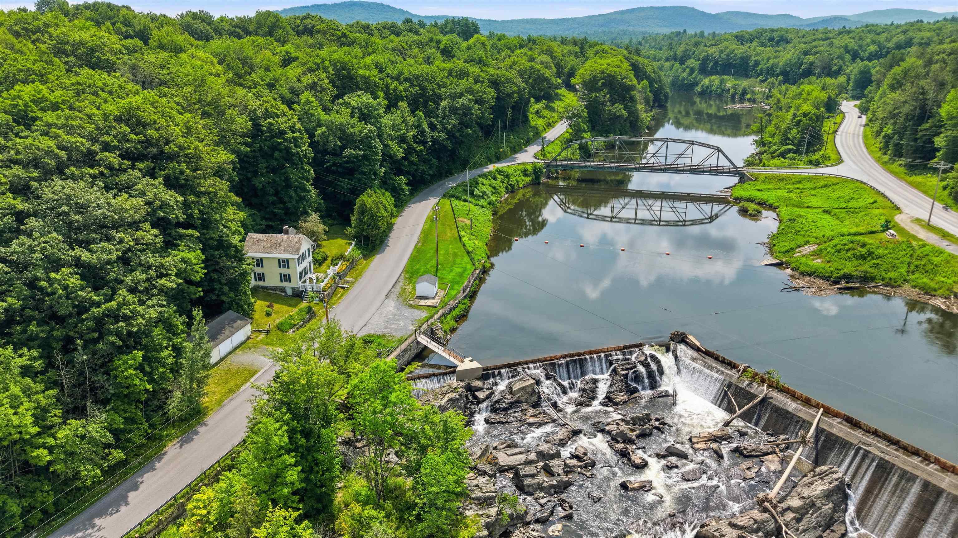 362 River Road