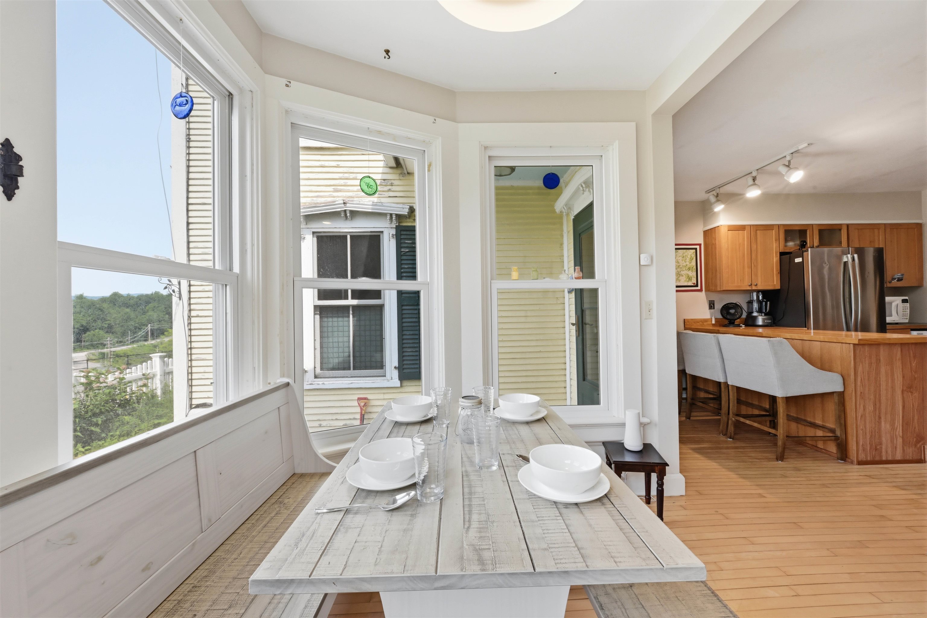 362 River Road