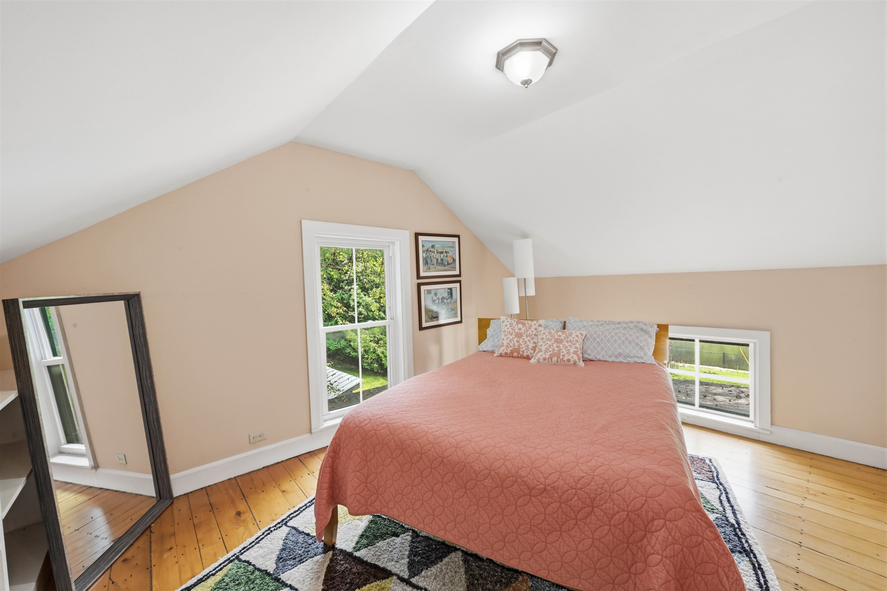362 River Road