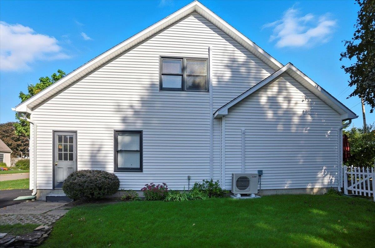 34 Derby Circle