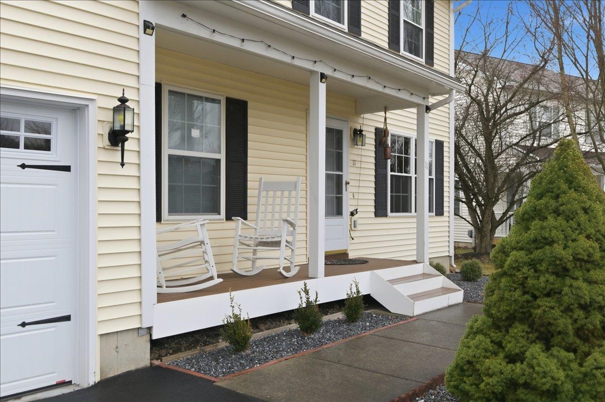 11 Floral Street