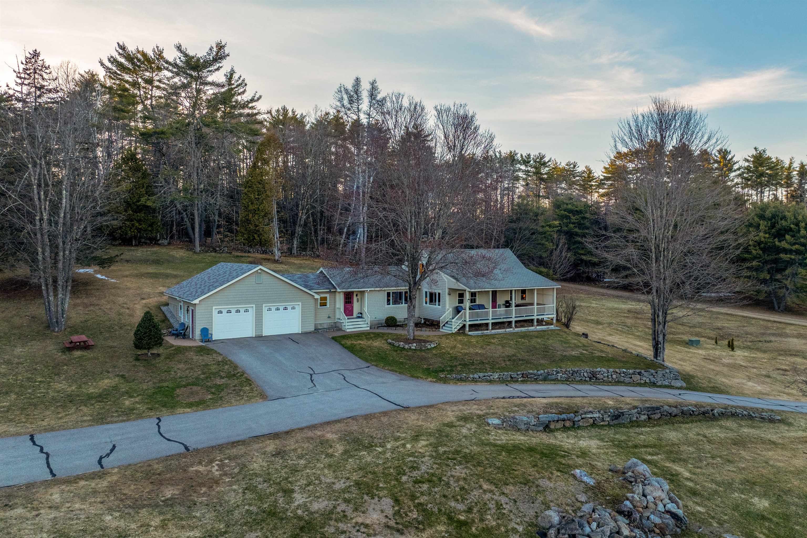 25 Elliot Road