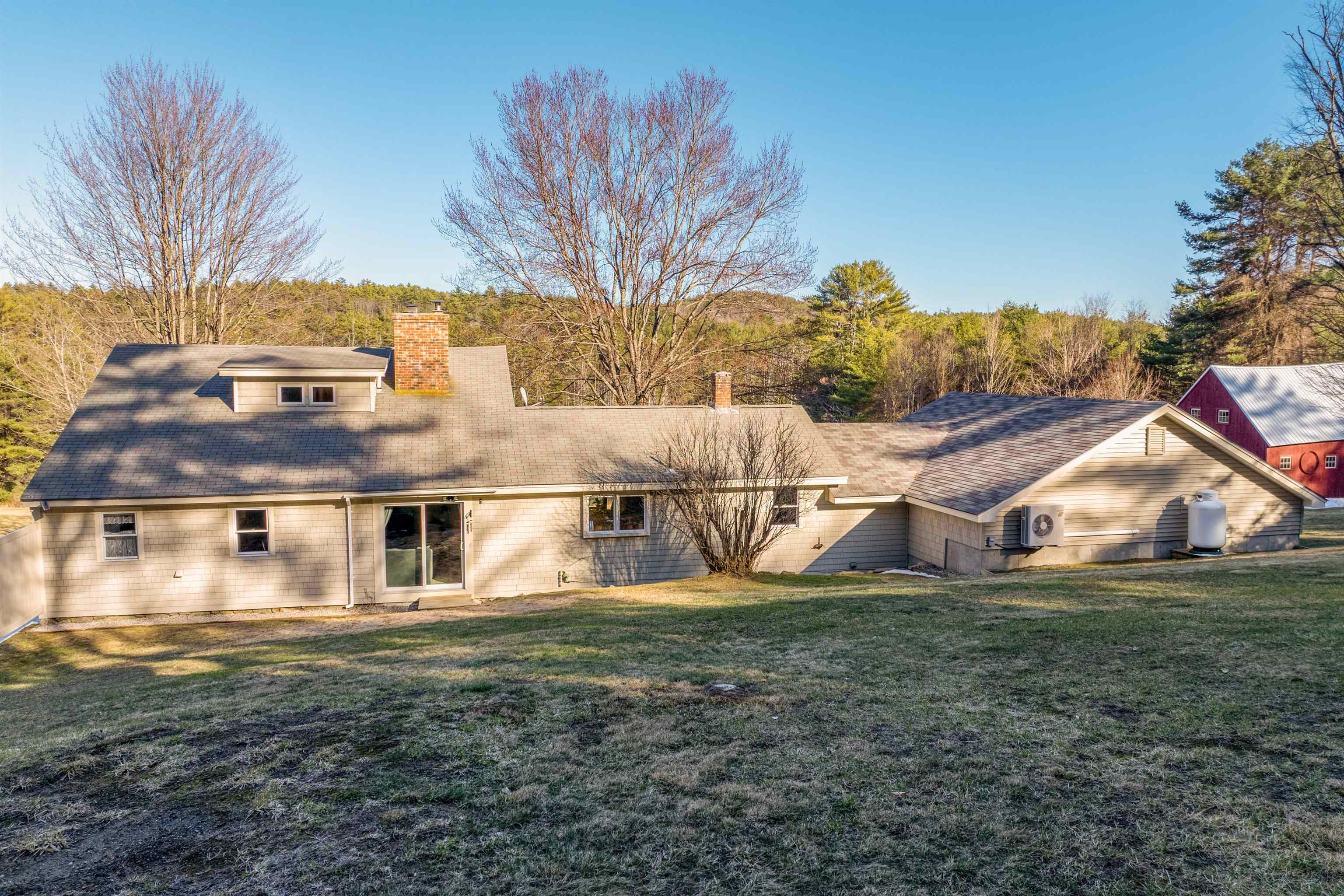 25 Elliot Road