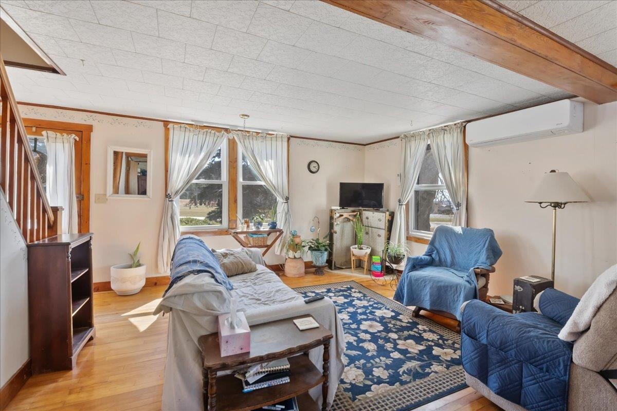 251 Hunt Road