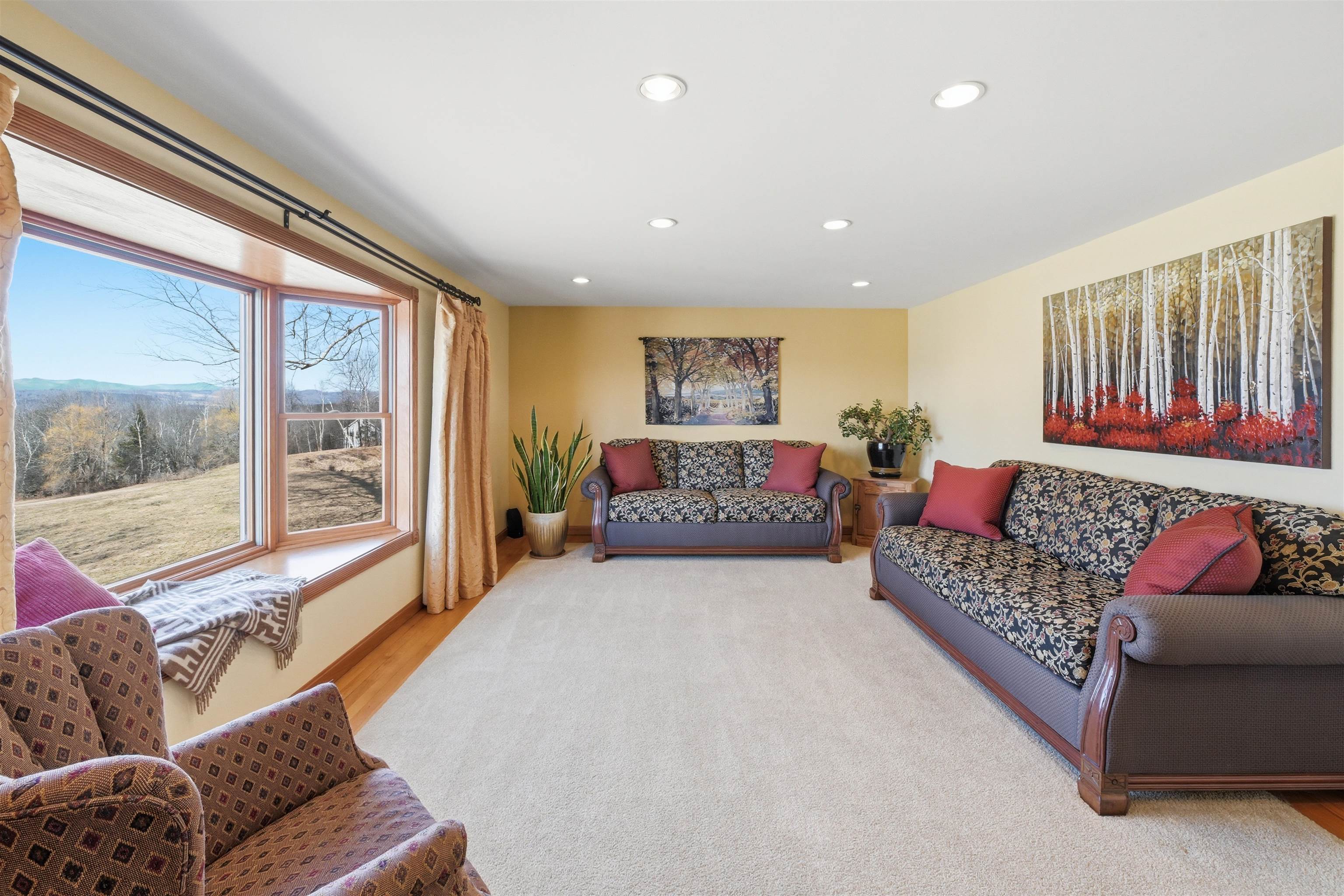 1025 Fish Hill Road