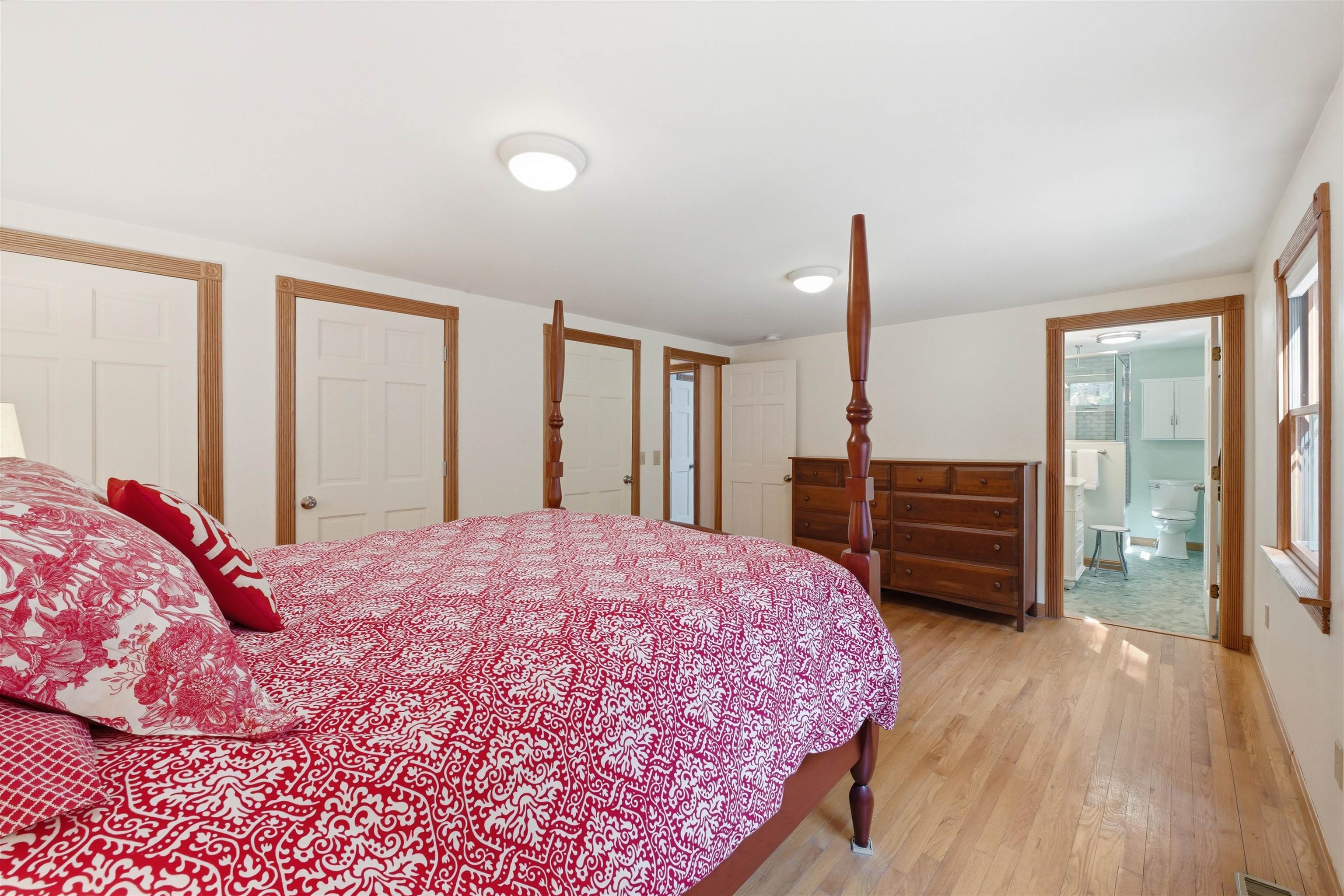 1025 Fish Hill Road