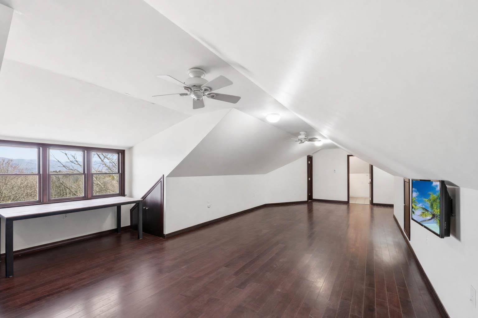 1025 Fish Hill Road