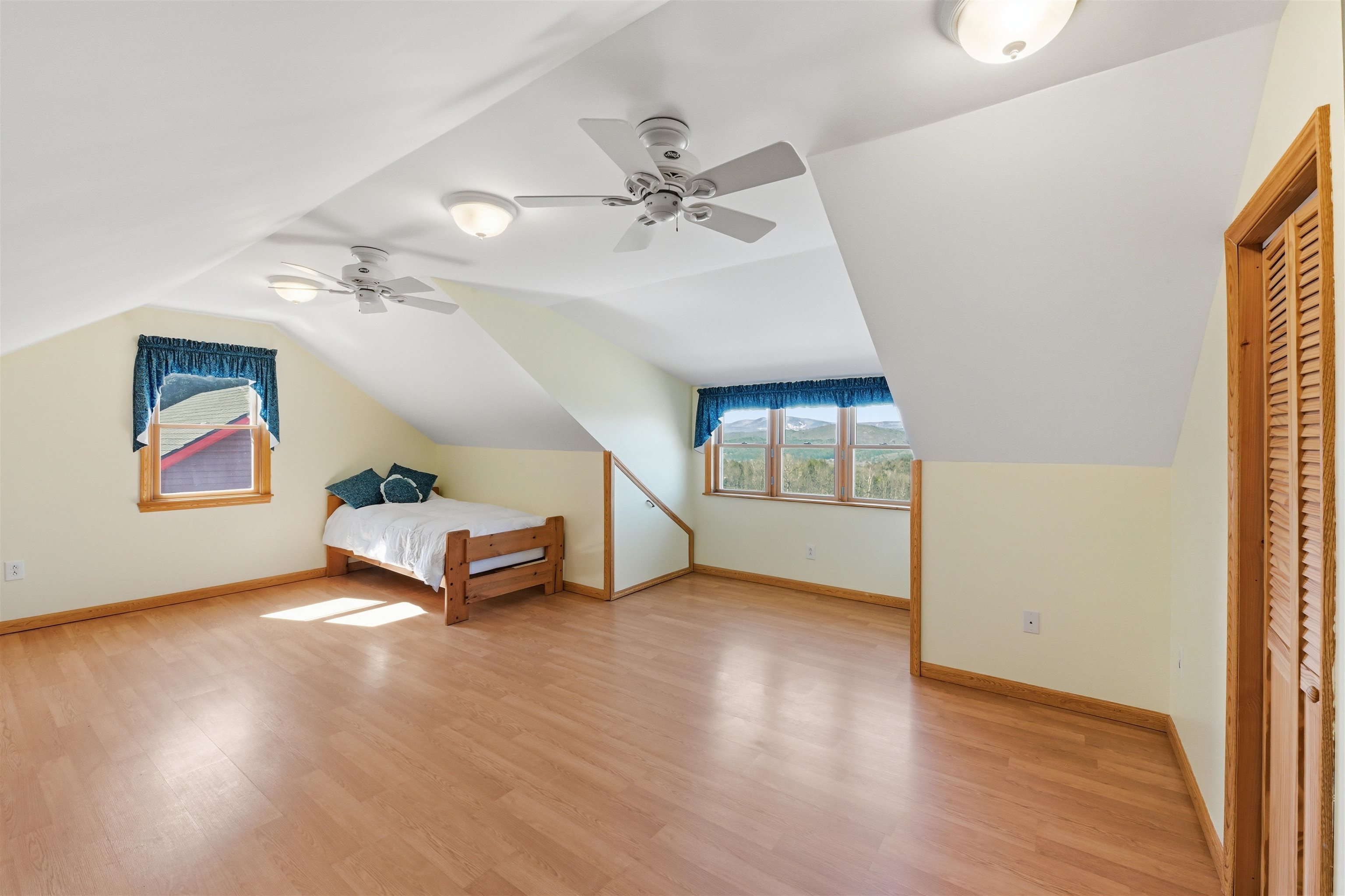 1025 Fish Hill Road