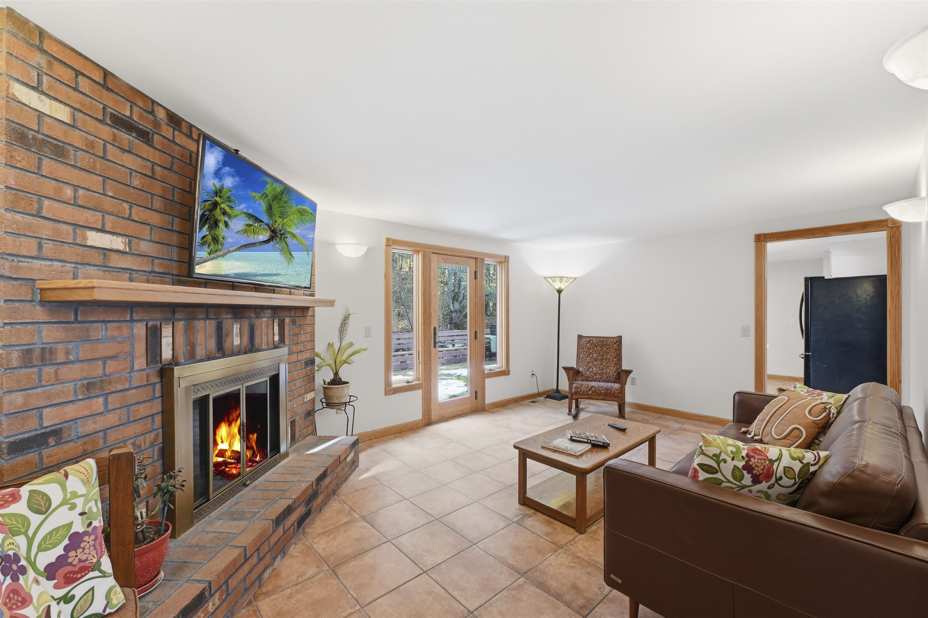 1025 Fish Hill Road