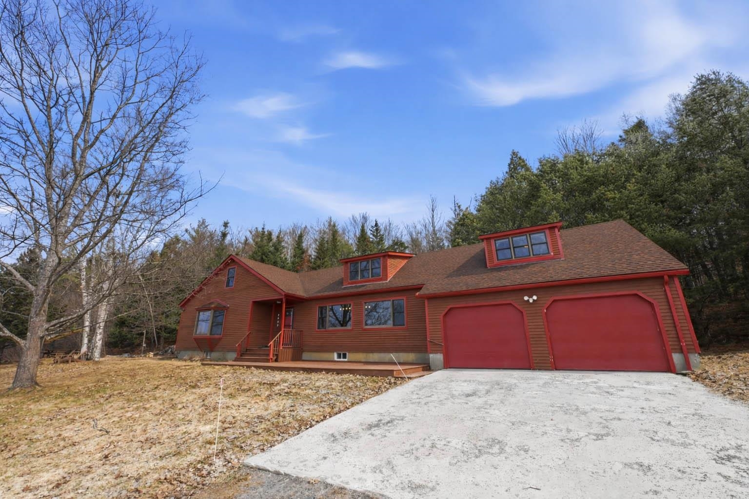 1025 Fish Hill Road